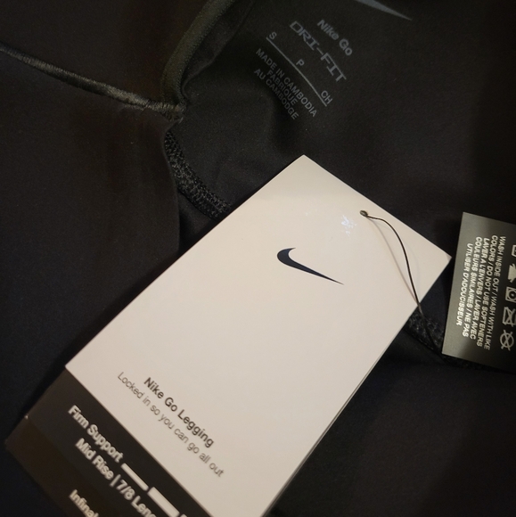 Nike Go Legging - Mid Rise - ⅞ length - black - Picture 15 of 16